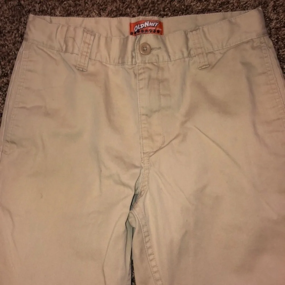 Boys Old Navy Khakis‎